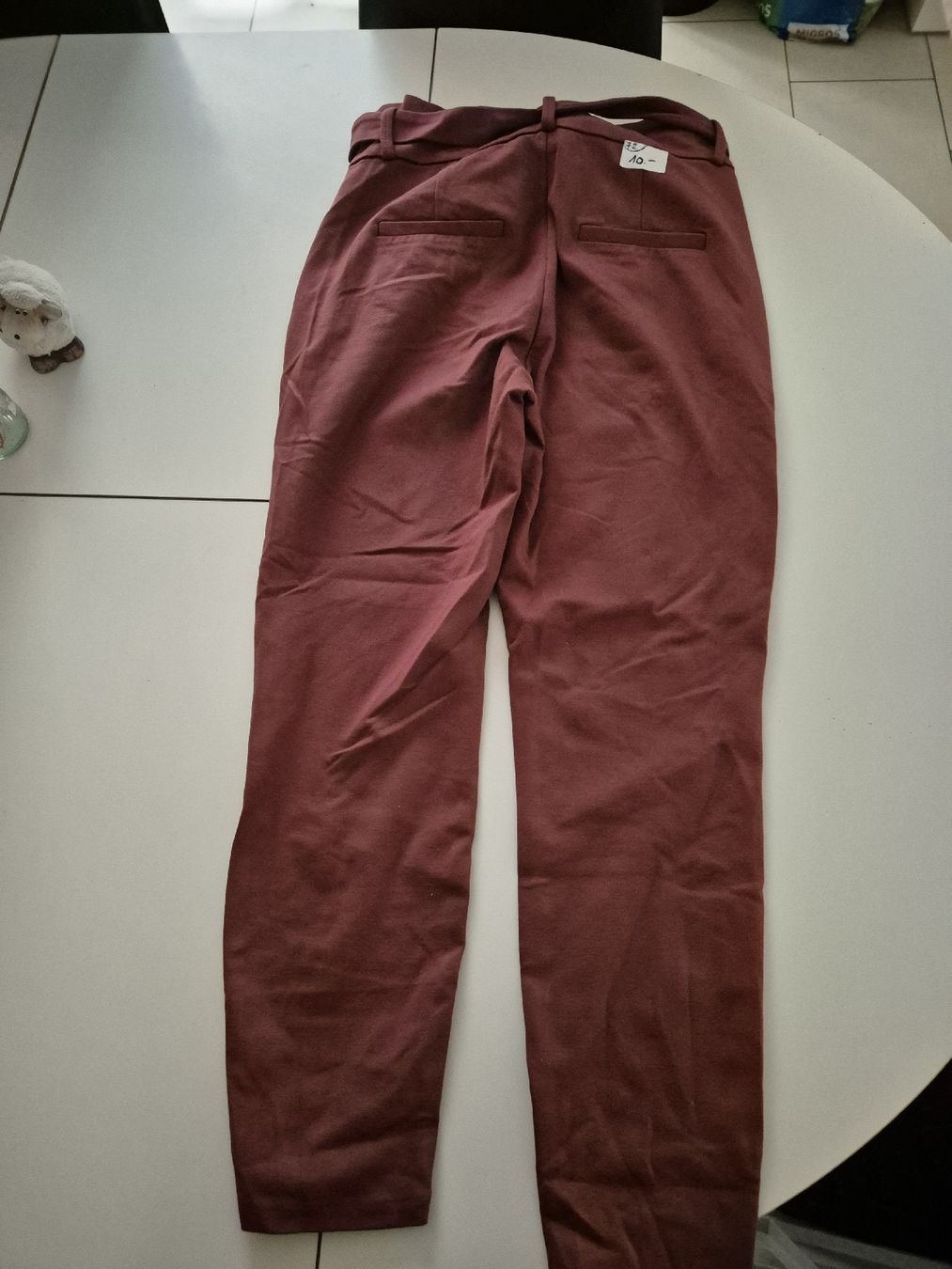 Pantaloni: Trendige Stoffhose mit Bindegürtel, Rostrot, Grösse 36 – Nuovo (secondo la descrizione) da Windisch venduto da Europapark18 1