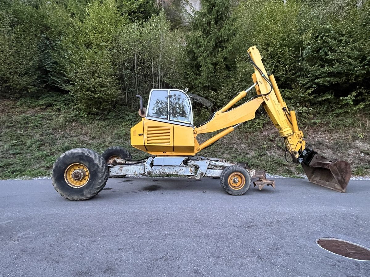 Menzi Muck Bagger: Menzi Muck A71 T2 – Gebraucht aus Romoos von kil_cd8q 1