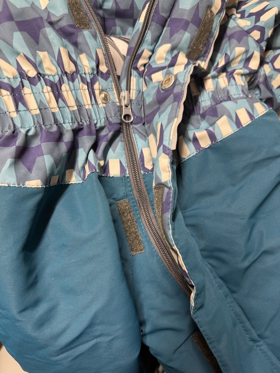 Vestes & Manteaux: Snowsuit Size 98 – Neuf (Voir description) à Zürich par gol_mr9t 2