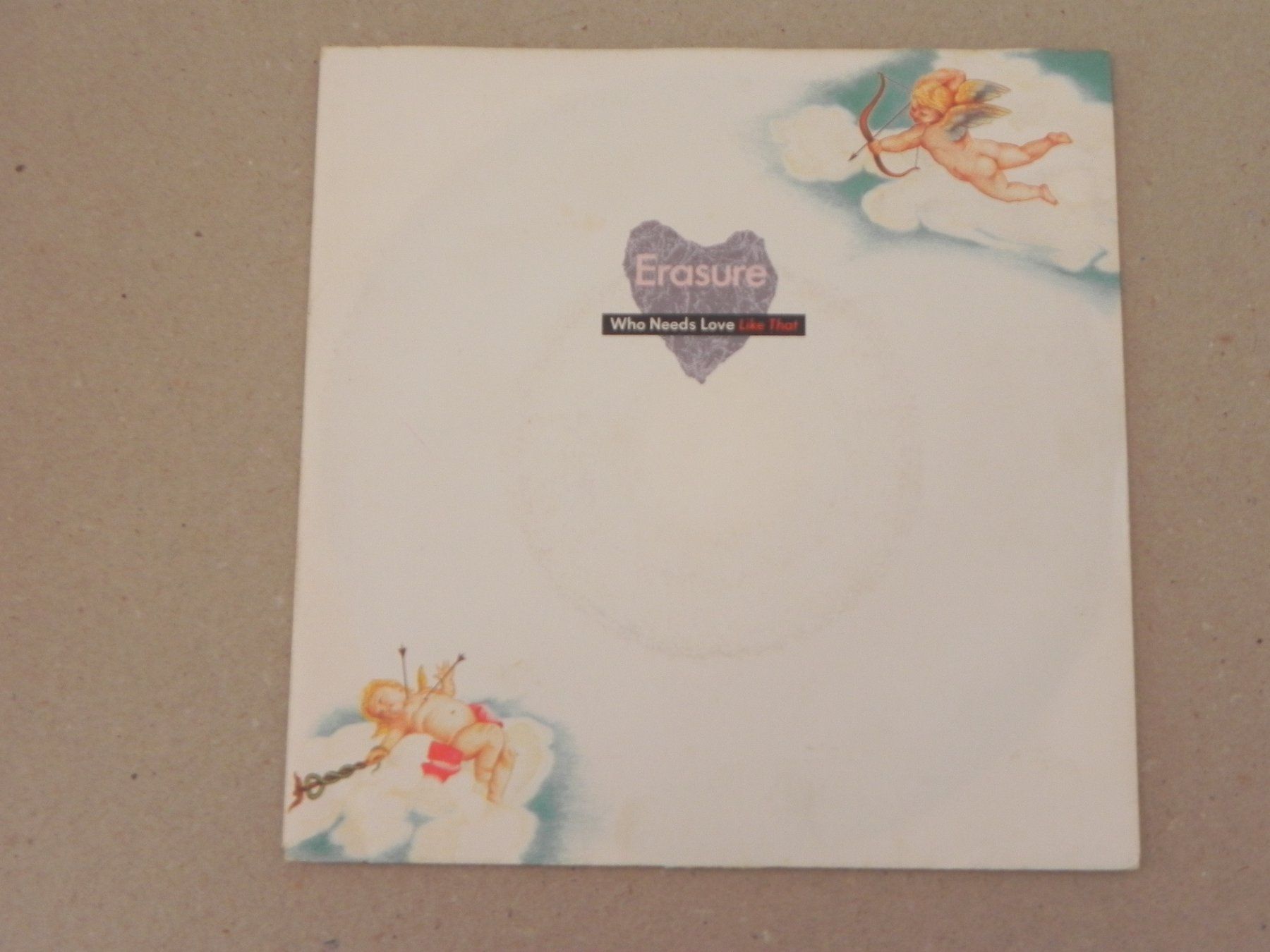 Dischi in vinile: Single Brit. Synthie Pop Dance Duo Erasure 1985 Who needs .. – Usato da Siebnen venduto da krimsie