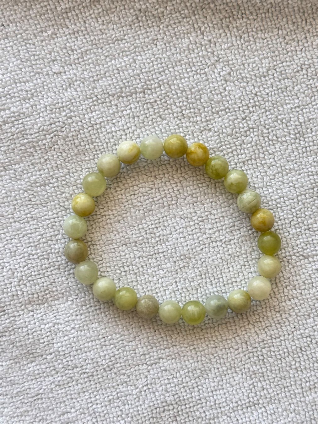 Bracciali & Braccialetti: Perlenarmband grün gelb elastisch – Nuovo e nell'imballaggio originale da Weinfelden venduto da Edelgy 1