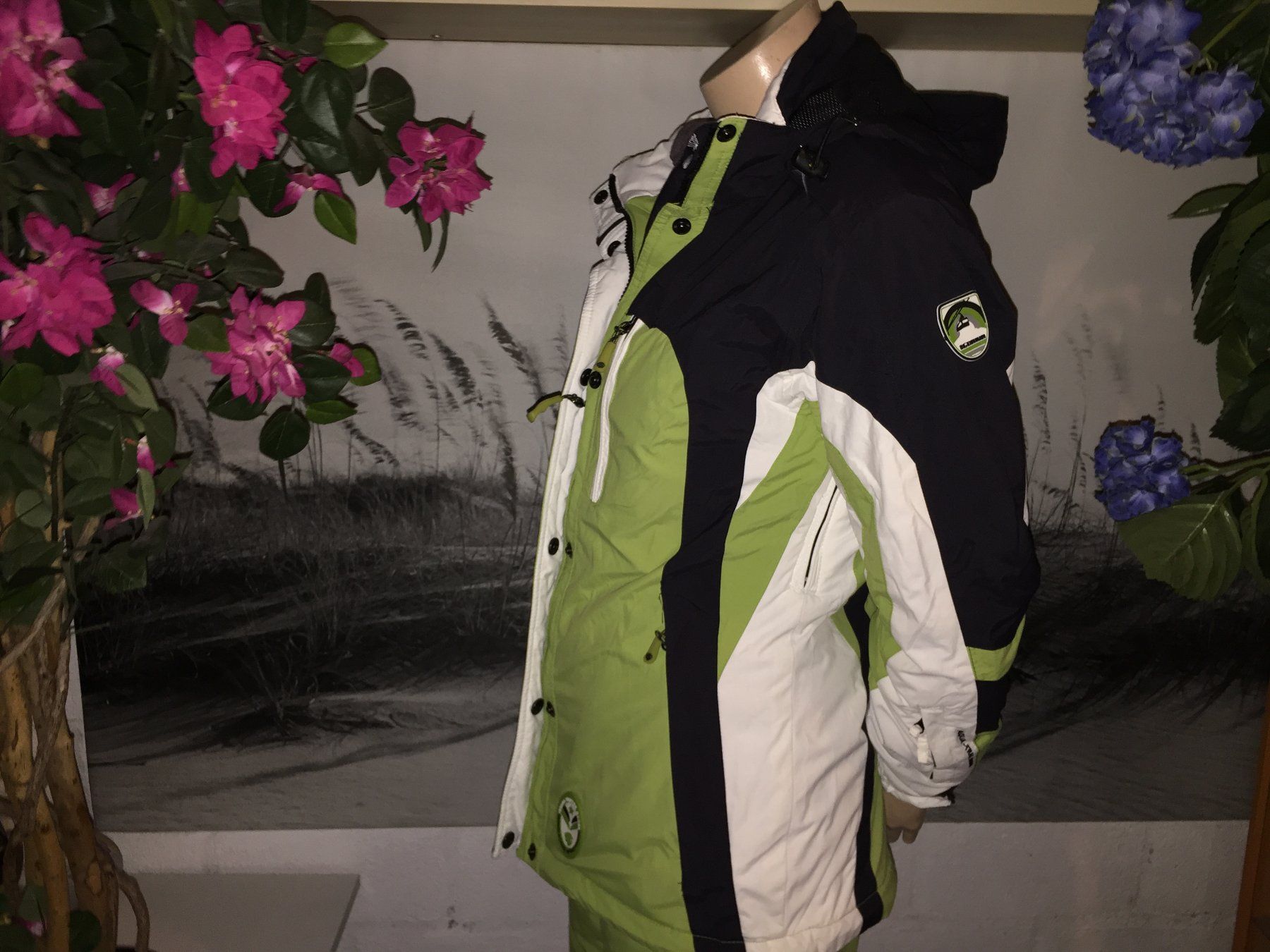 Completi & Tailleur: Ensemble ski /Ski Anzug IGUANA AQUATRAIL Taille/Grosse 34 CH – Usato da Cossonay-ville venduto da Super-Price-Quality 1