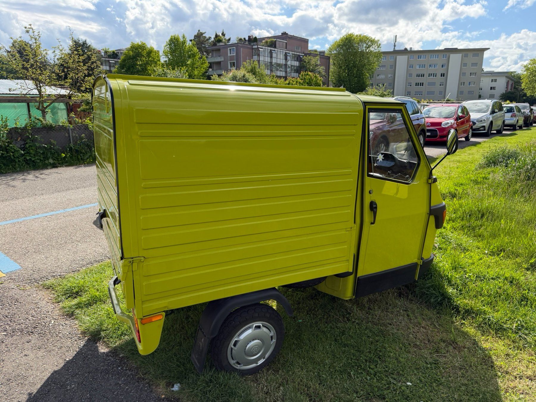 Piaggio Nutzfahrzeuge: Piaggio Ape 50 - 2 jährig – Gebraucht aus Winterthur von Ferraristern 2