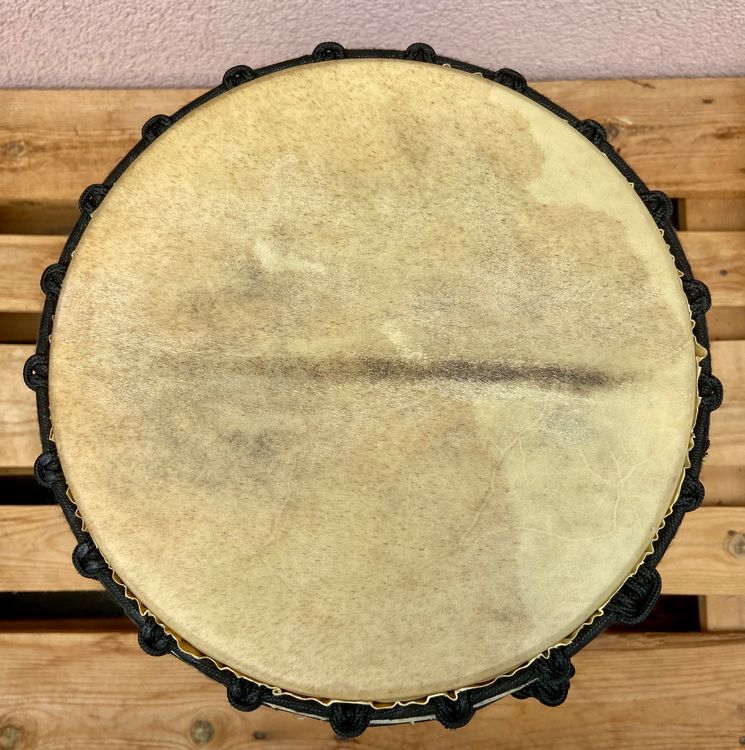 Afrikanisches Djembe / 60 cm hoch / Ø 30 cm / neu Kaufen auf Ricardo