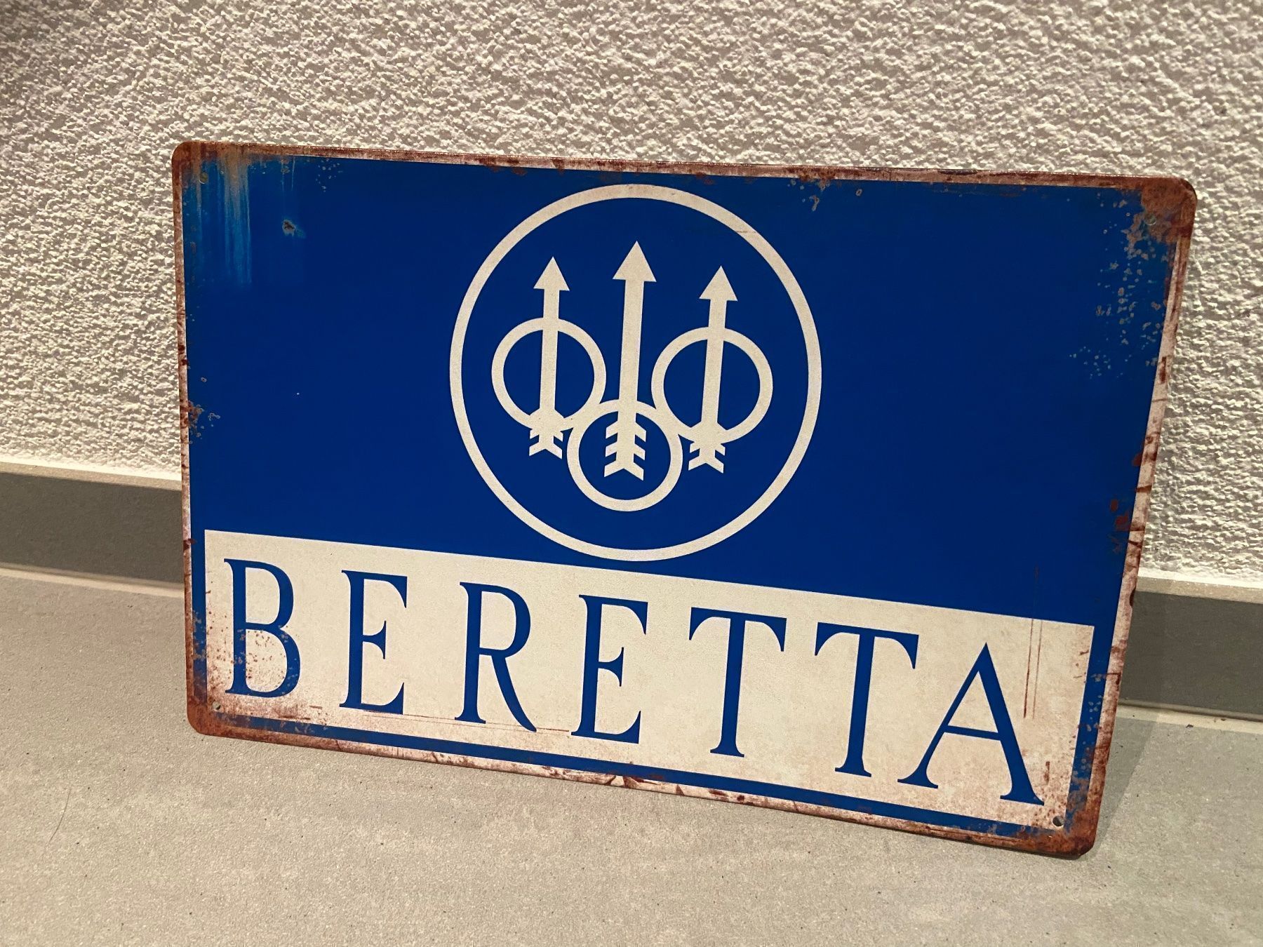 Insegne: SCHILD BERETTA METALL 1 STÜCK/ NEU / – Nuovo e nell'imballaggio originale da Seon venduto da Aaargauer01 6