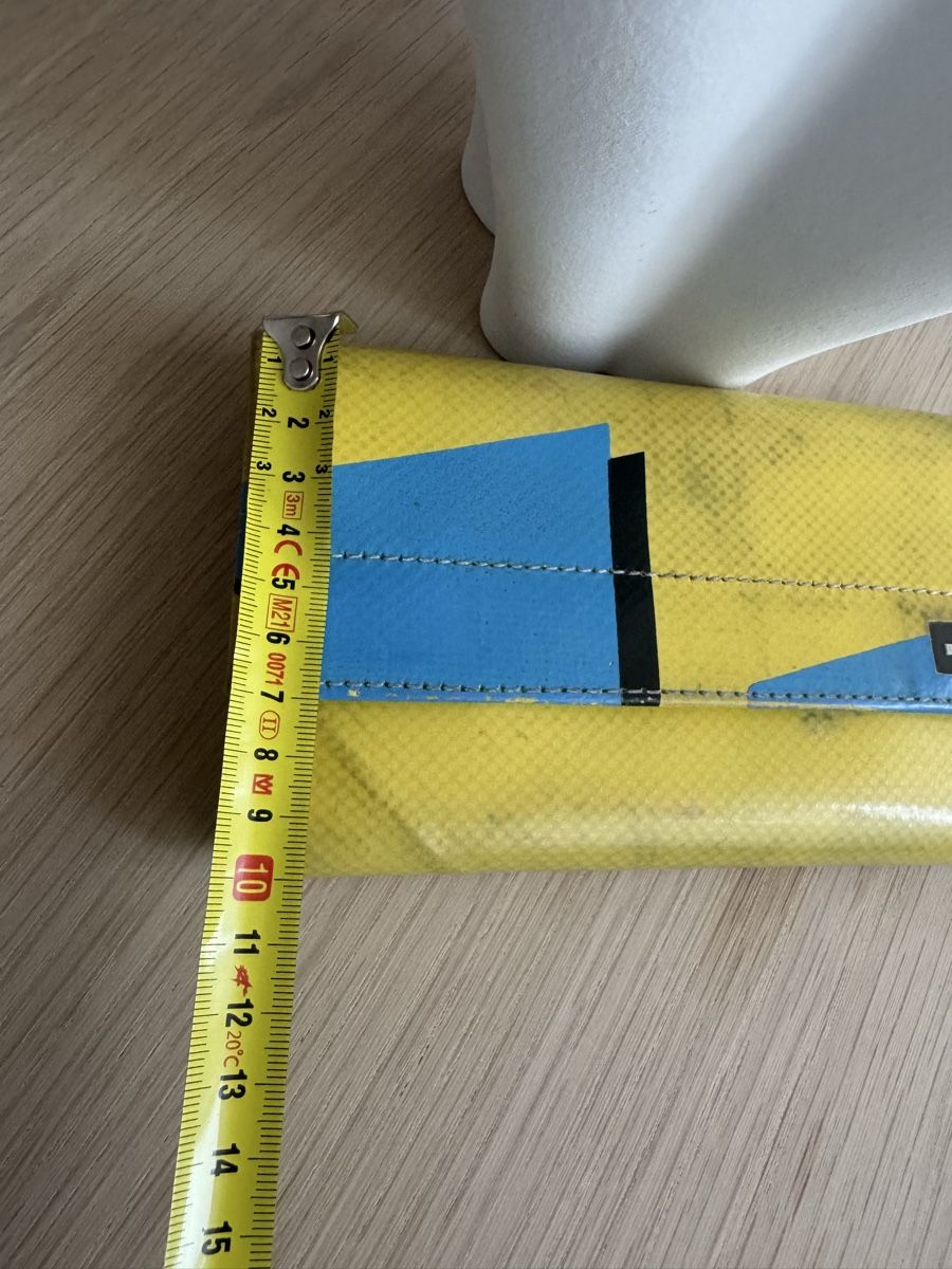 Freitag Portafogli: Portefeuille FREITAG jaune bleu occasion – Usato da Brügg BE venduto da haj_9zhk 1