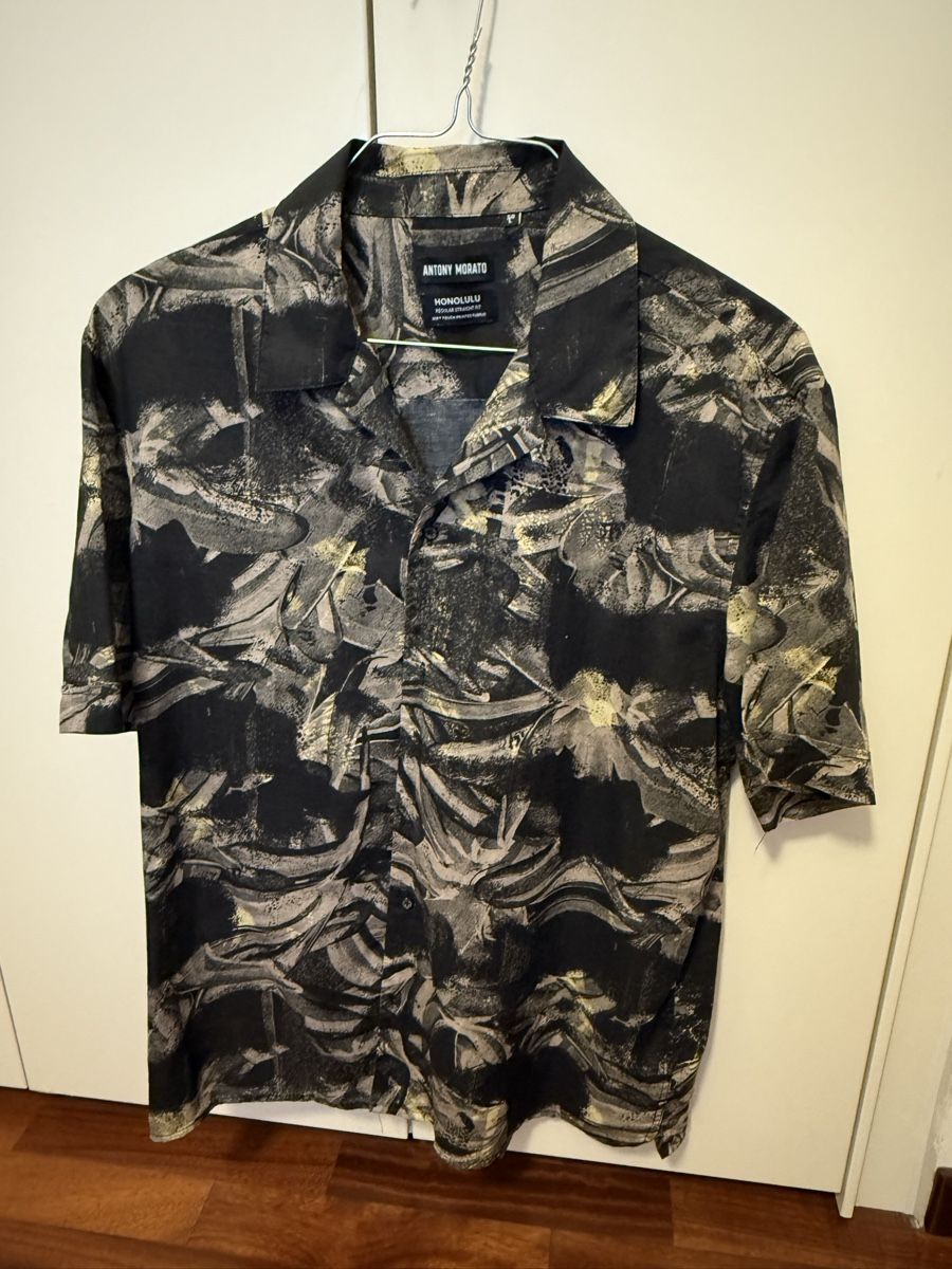 Chemises: Camicia Antony Morato Honolulu L – D'occasion à Bellinzona par gia_zx2b