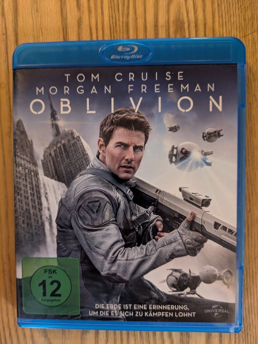 Tutti i DVDs: Oblivion (mit Tom Cruise | Blu-ray) – Usato da Männedorf venduto da Pacer19