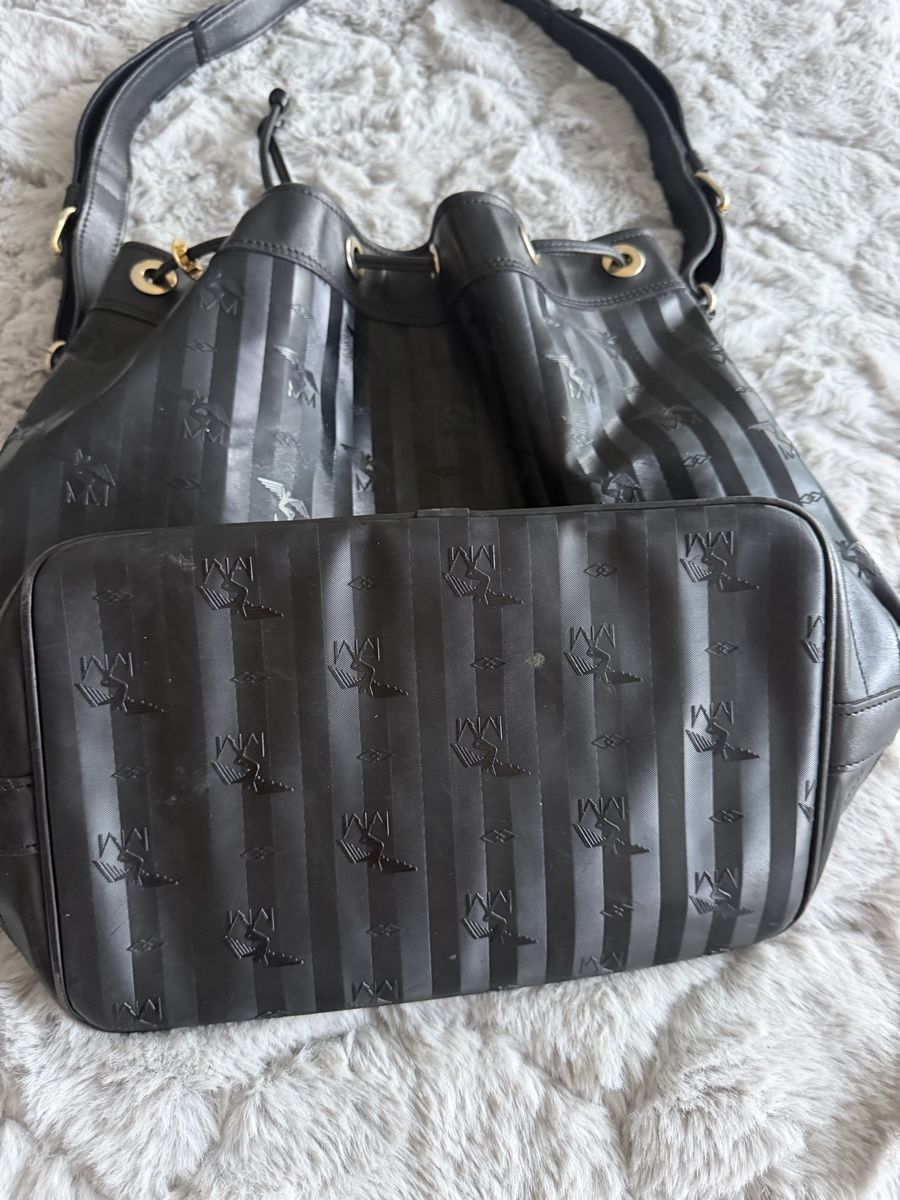 Maison Mollerus Taschen für Damen: Beuteltasche NIESEN Maison Mollerus – Gebraucht aus Herzogenbuchsee von closetflip 2