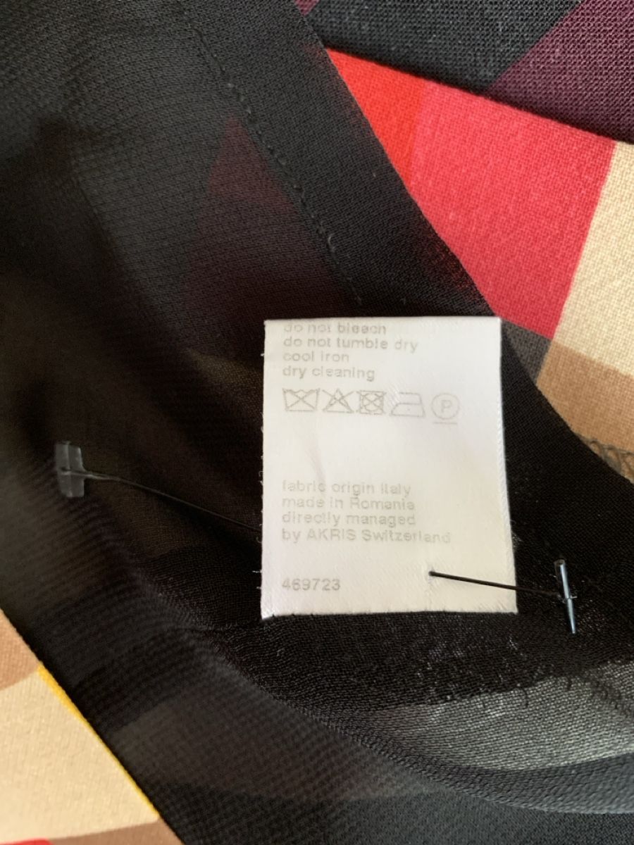 Akris Kleider: AKRIS: Exklusives, herrlich gemustertes Kleid, 38 – Gebraucht aus Luzern von designluzern 7