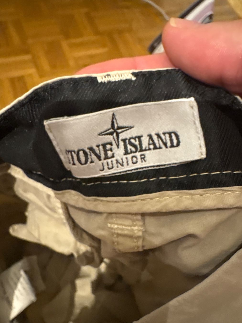 Stone Island Hosen: Pantalon Stone Island Junior Beige, Taille 14 ans – Gebraucht aus Genève von captus 2