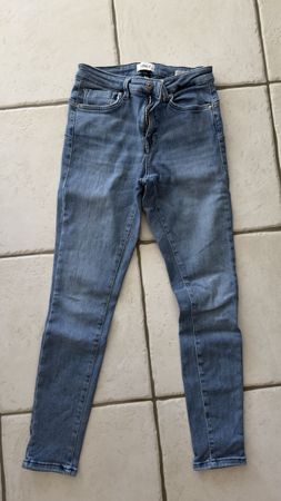 Damen Jeans Only blau Modell Skinny Grösse M 30