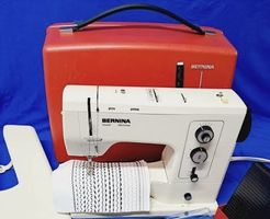 Bernina 830 Record electronic Nähmaschine mit Zubehör