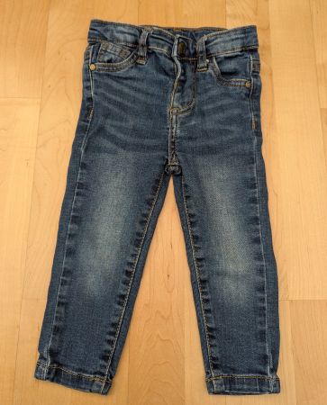 Coole Jeans für kleine Entdecker, Grösse 80 top!