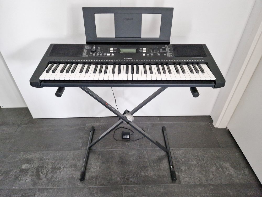 Yamaha Psr E363 Digital Keyboard Mit Ständer Kaufen Auf Ricardo