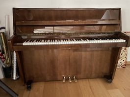 Zu verkaufen: Klavier mit Renner-Mechanik