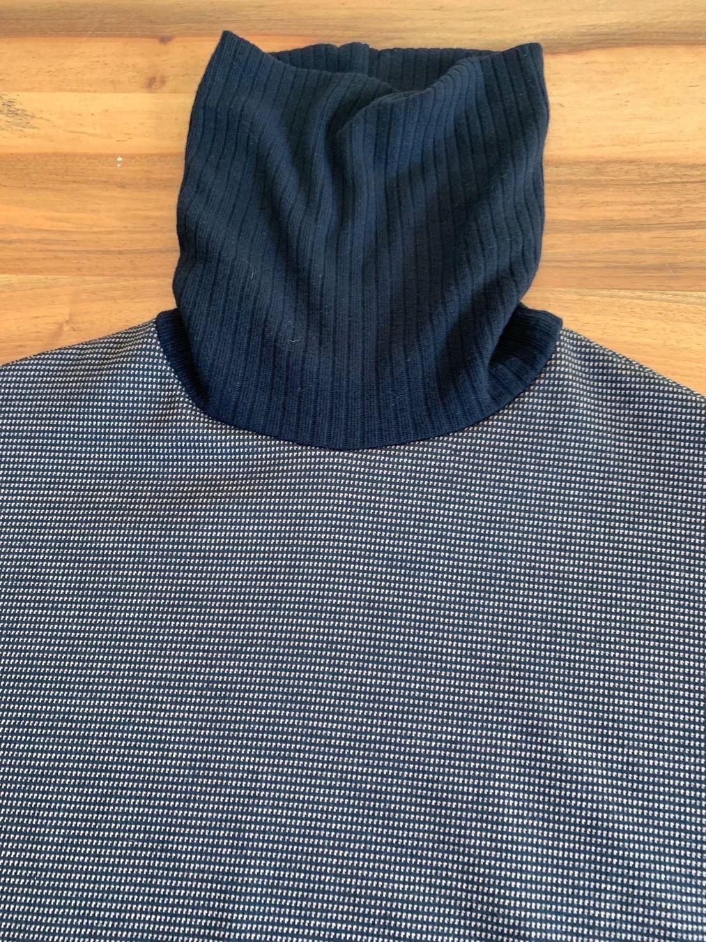 Maglioni & Felpe: PERUZZI stylischer Oversize Rollkragen Pullover Gr. 36 wNEU – Nuovo (secondo la descrizione) da Meiringen venduto da Stuffandmore 2