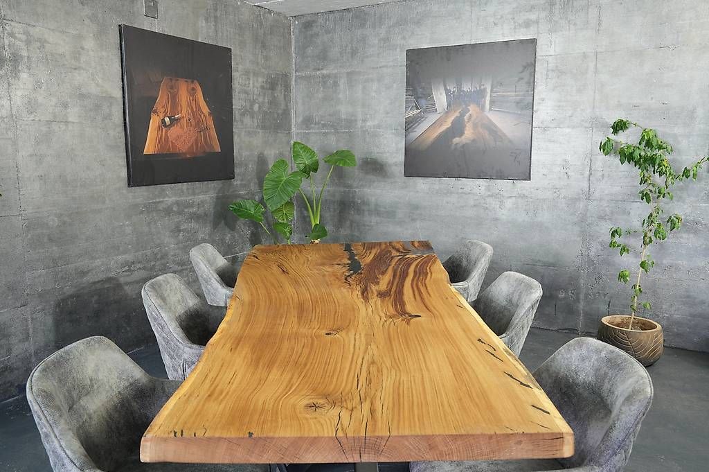 Tavoli: Esstisch aus Massivholz Eiche - 1 Baumscheibe – Usato da Walchwil venduto da Swissdesign_Haag 6