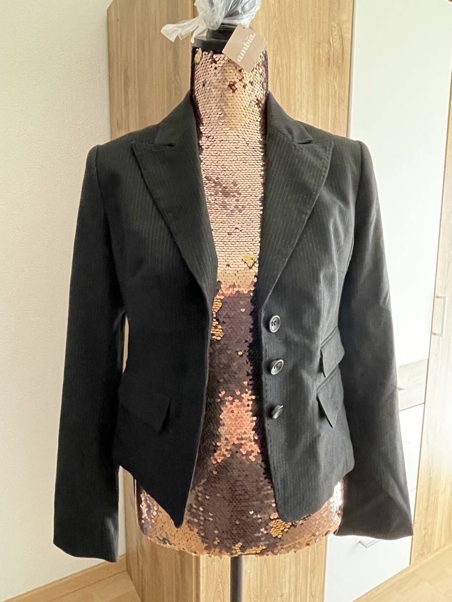 H&M Lotti di vestiti: 2x Damen Blazer H&M Gr. 36 – Nuovo (secondo la descrizione) da Zofingen venduto da La86 1