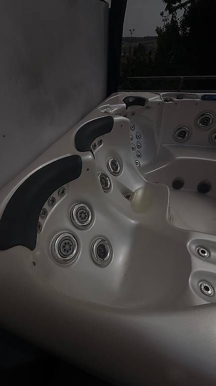 Whirlpool: Jacuzzi Alp Spa Summit XLS – Usato da Leutwil venduto da Carona2002 4