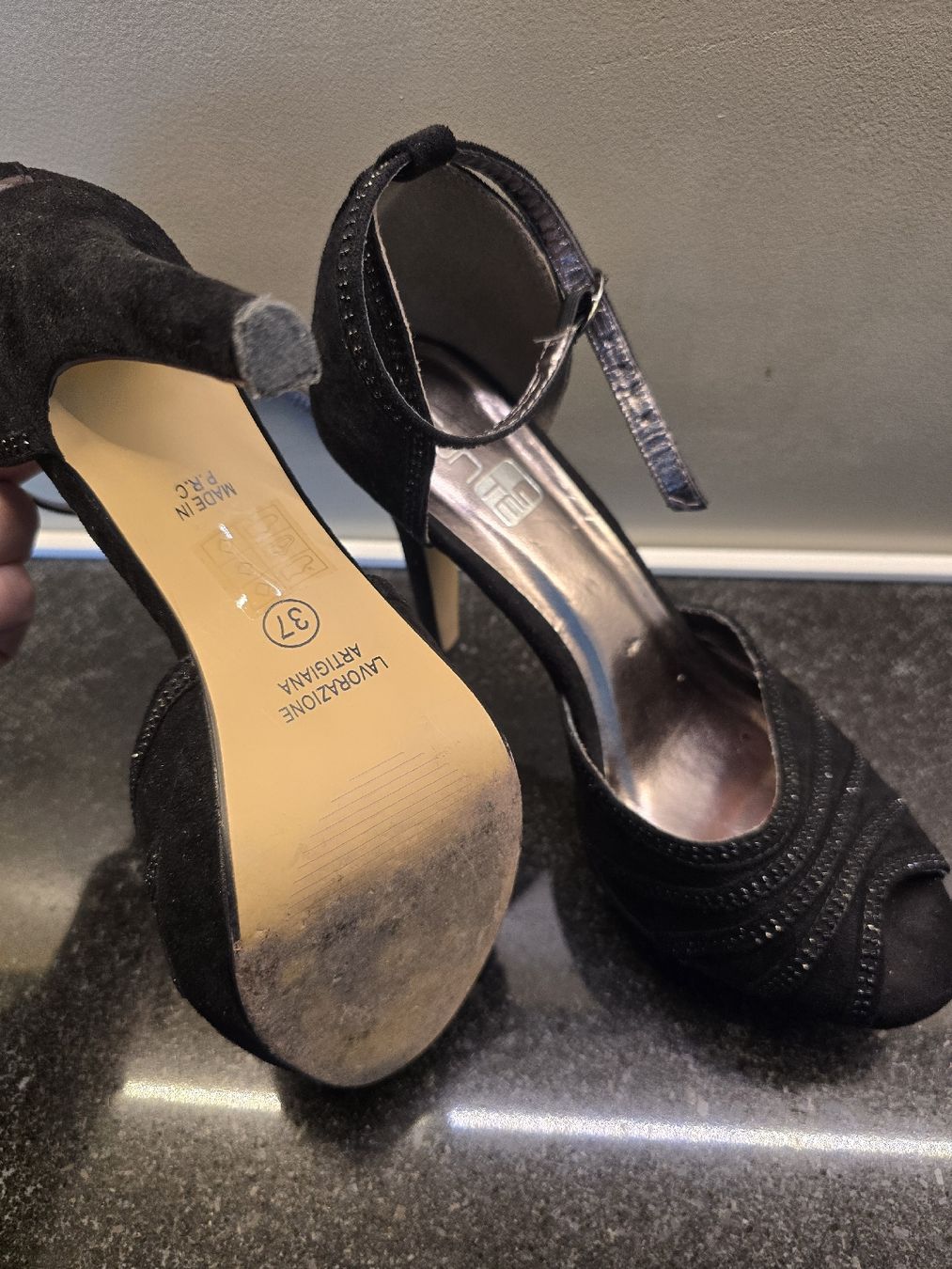 Damenschuhe: Elegante Pumps - Grösse 37 – Gebraucht aus Hägglingen von Raff_Ella 4