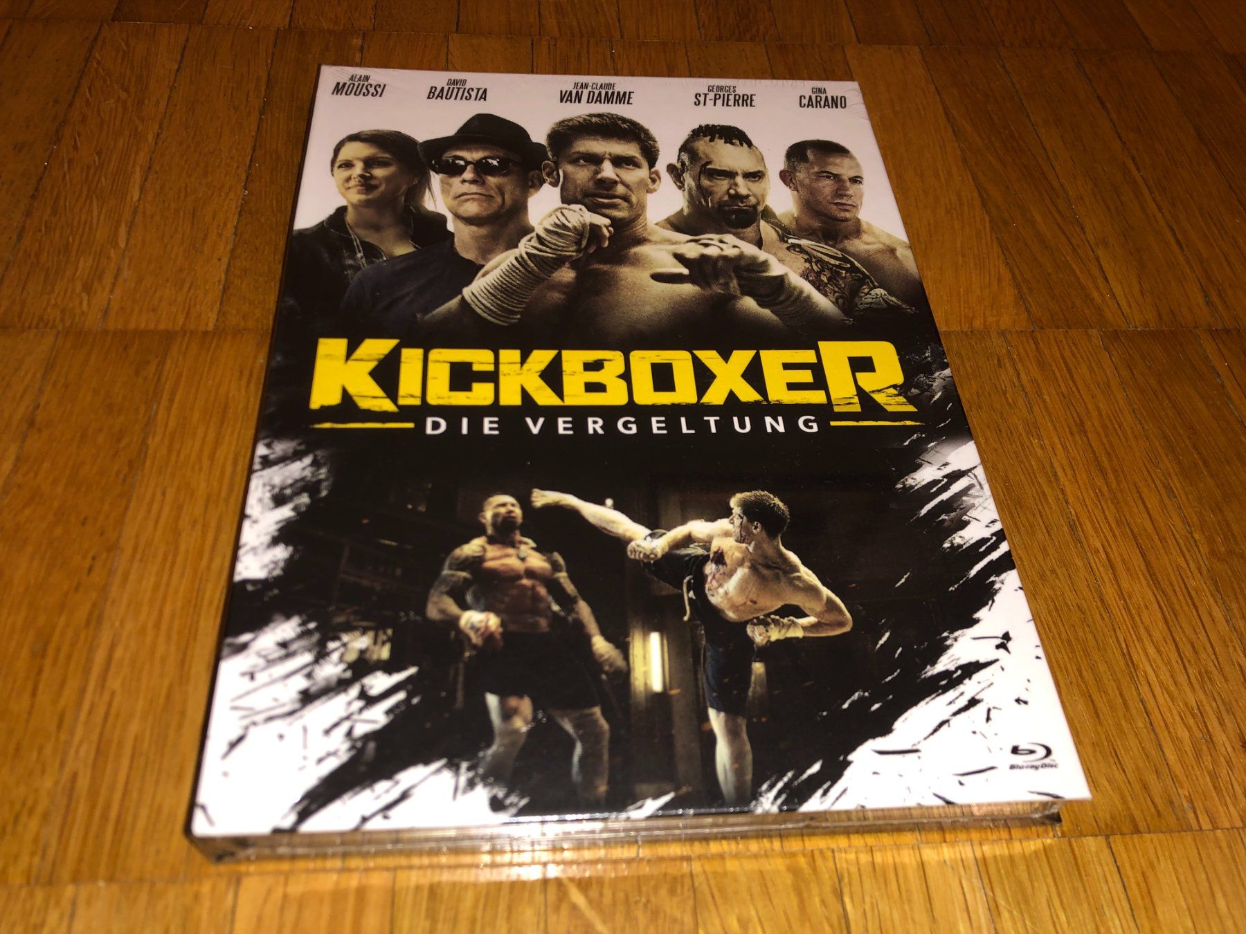 Tous les DVDs: Kickboxer - Die Vergeltung - MEDIABOOK - UNCUT – Neuf avec emballage d'origine à Basel par havsok