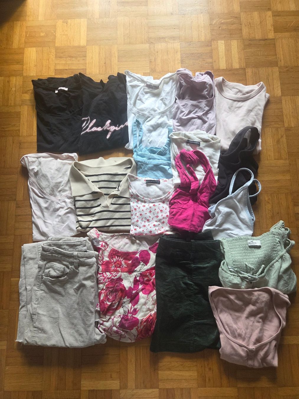 Lots de vêtements: Kleiderpaket Gr. S/36 – D'occasion à Basel par grandfamily