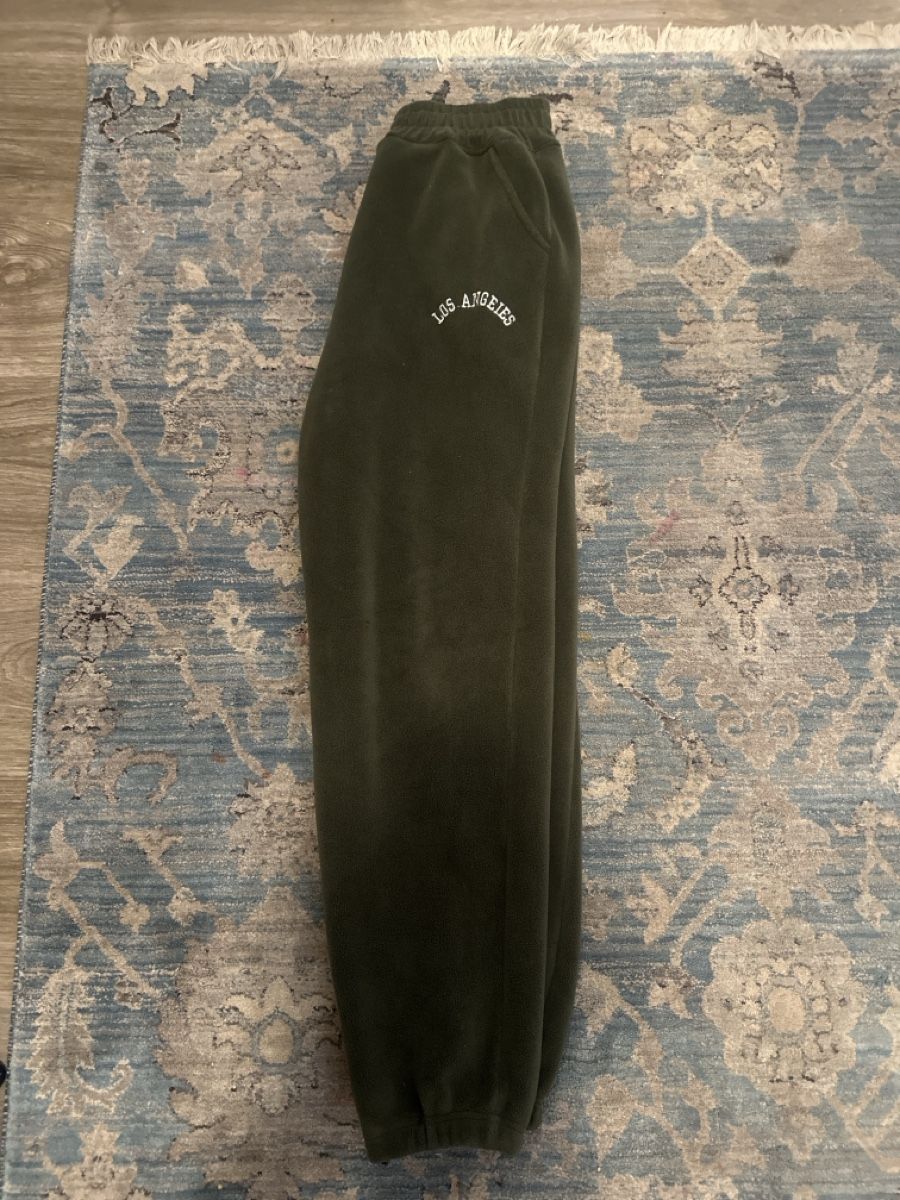 Pantalons: lOS ANGEILES – D'occasion à Les Acacias par alb_cwx8 1
