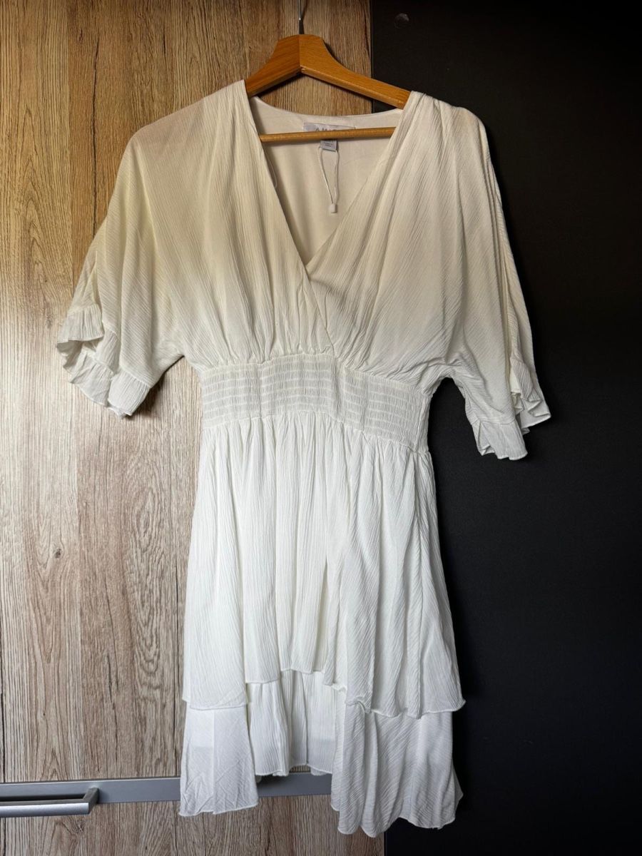 Vestiti: Kleid weiss – Nuovo (secondo la descrizione) da Oftringen venduto da mar_7f8c