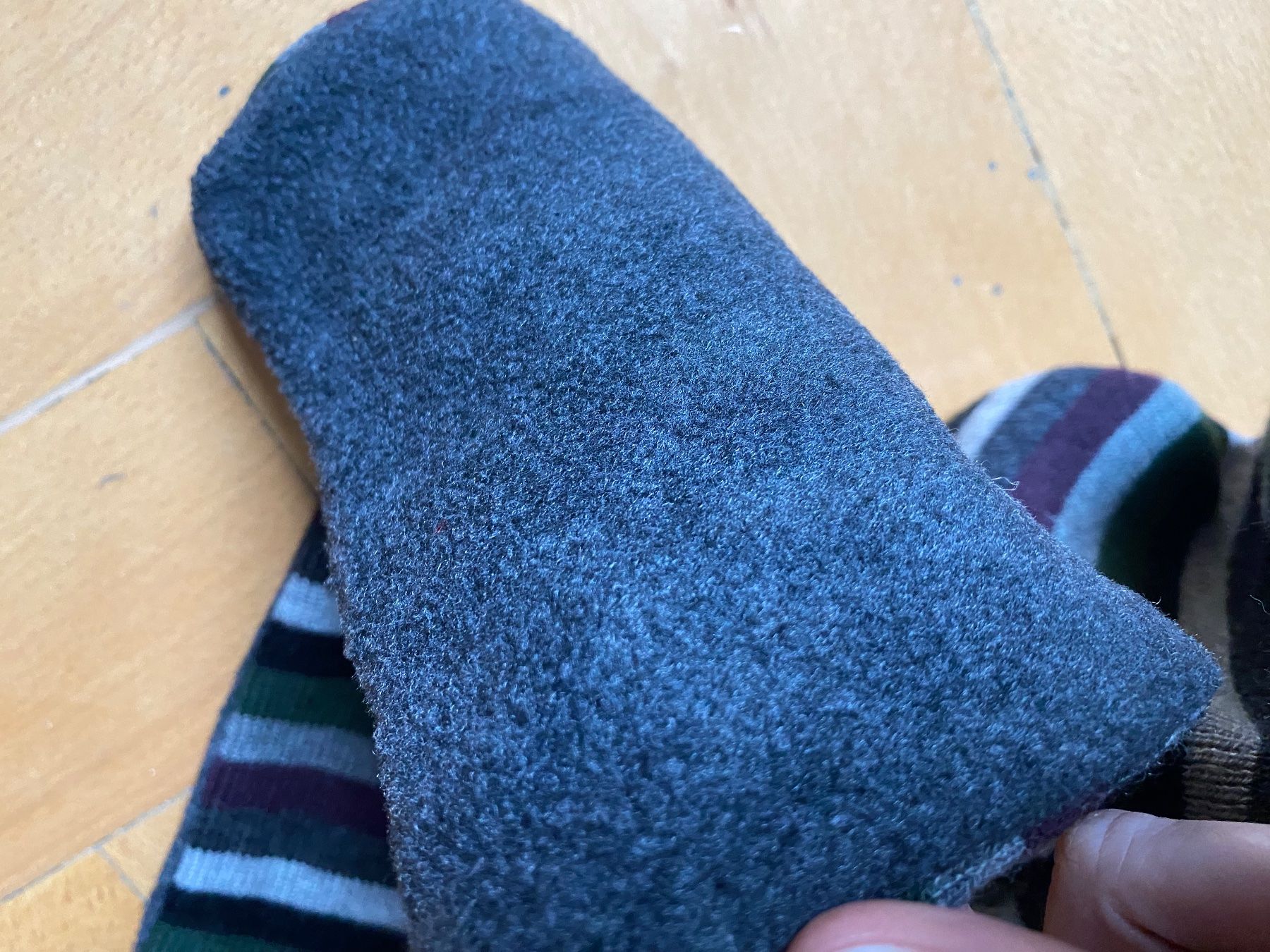 Altro abbigliamento per bambino: Chapeau et écharpe enfant – Usato da Küssnacht am Rigi venduto da CALIFRASQUI 3