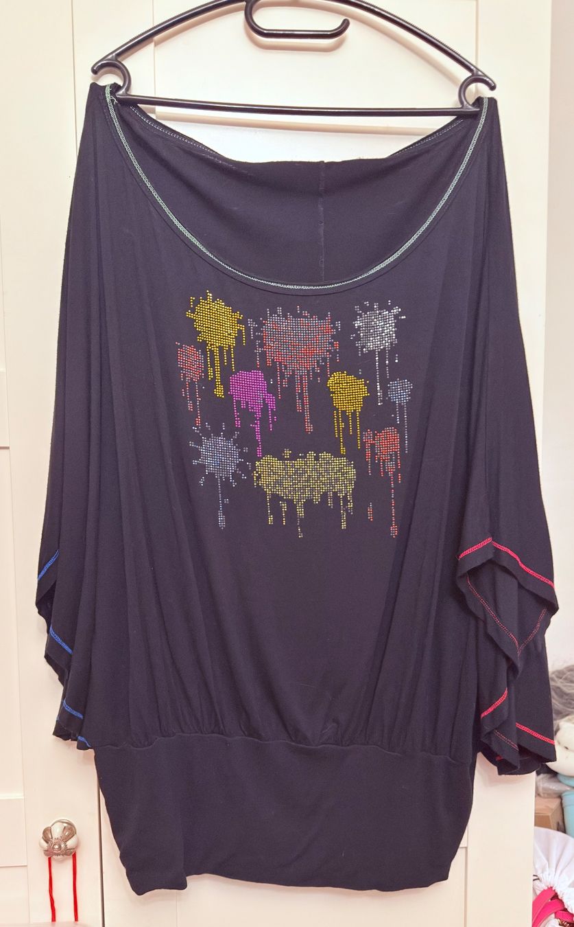 Tuniche: • Tunika / Bluse mit Glitzersteinchen • – Usato da Basel venduto da mendoza13