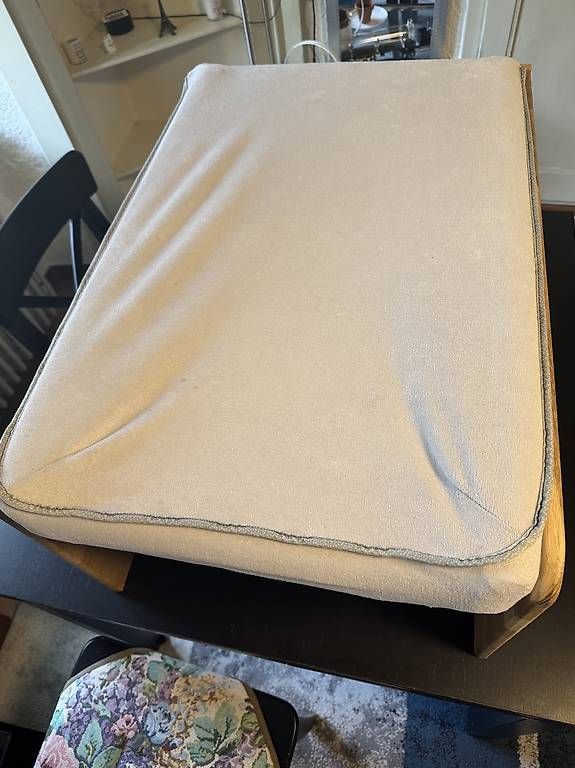 Fasciatoi & Accessori: Table à langer en bois avec matelas et linges – Usato da Bevaix venduto da mic_rdc7 2