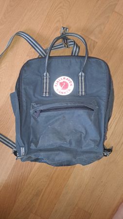 Fjällräven Kånken Rucksack dunkelblau guter Zustand