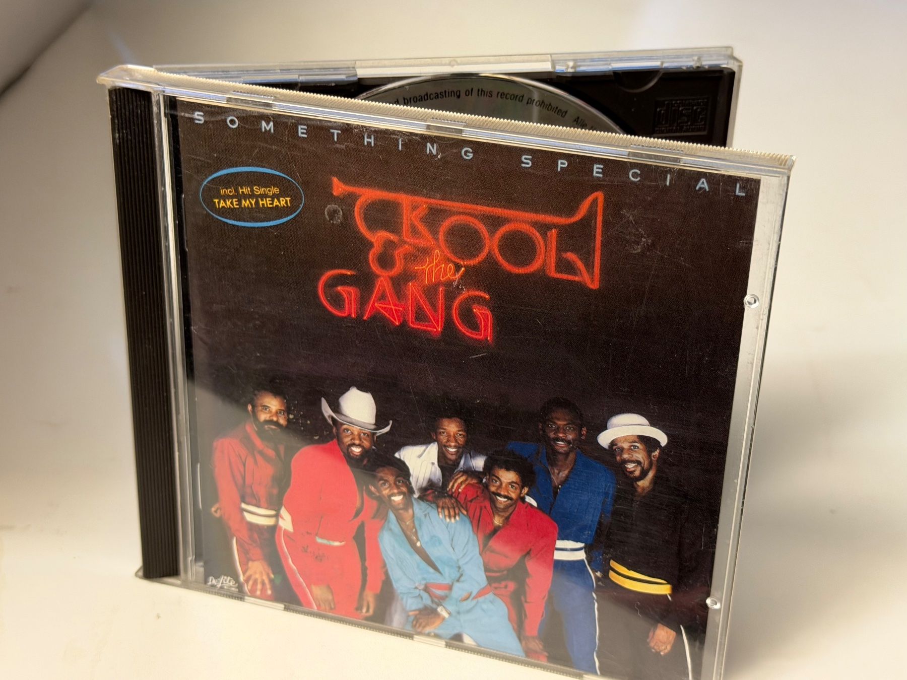 CD: Kool & The Gang - Something Special - HB21B – Usato da Küsnacht ZH venduto da Jazztilldawn