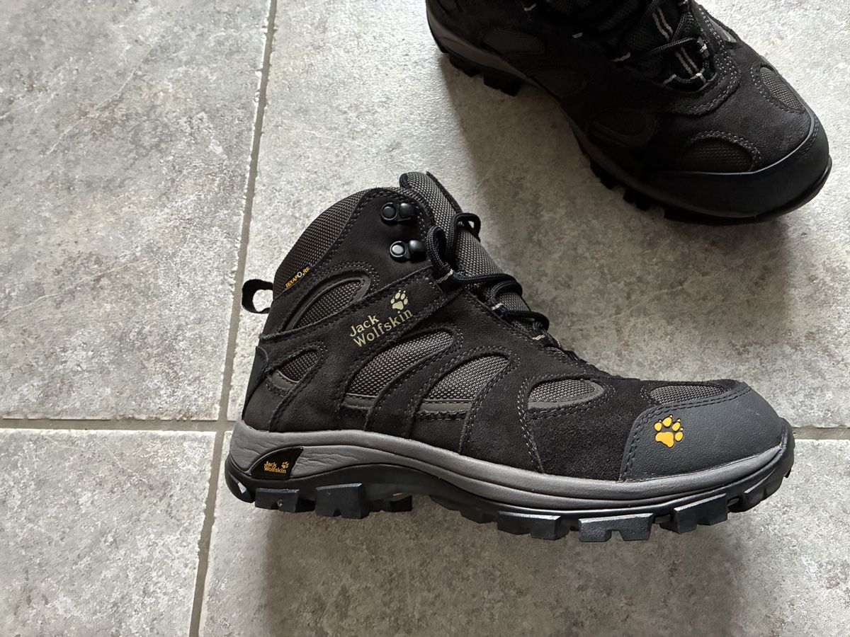 Jack Wolfskin Herrenschuhe: Wanderschuhe Jack Wolfskin Eur 41 neu – Neu (gemäss Beschreibung) aus Aarau Rohr von Sheeno 2