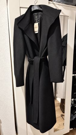 Mango Mantel Neu aus 70% Wolle