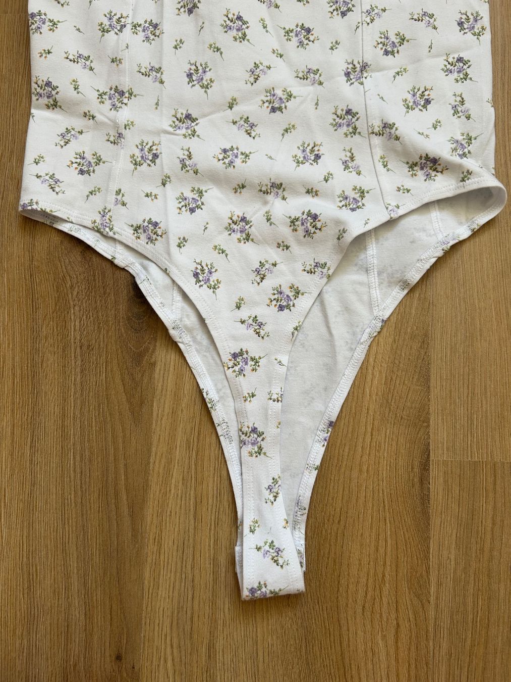 Top: Body blanc à fleurs mignon – Nuovo (secondo la descrizione) da Delémont venduto da elena_neuhaus 6