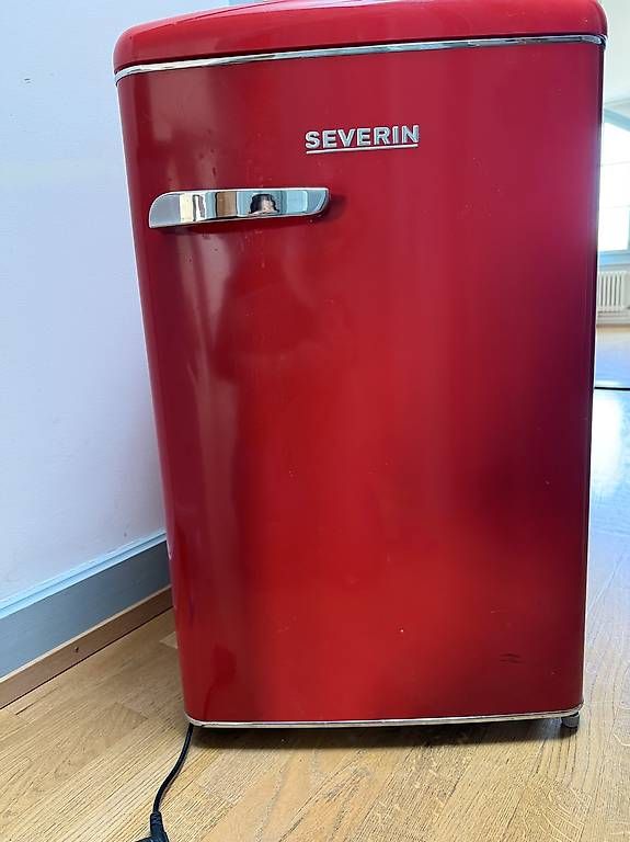 Frigoriferi: Kühlschrank Severin retro  – Usato da oberrieden venduto da anibani