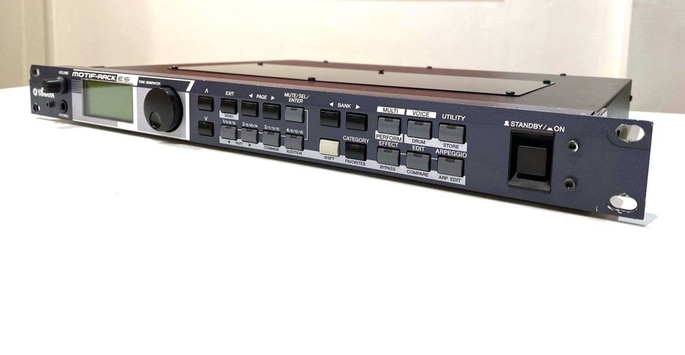 Yamaha Motif ES Rack (Gebraucht) in Zürich für CHF 470 – mit Lieferung ...