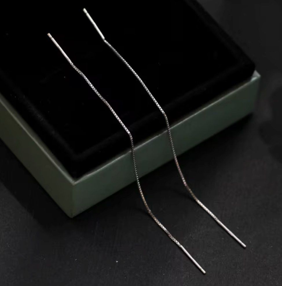 Orecchini pendenti & Orecchini a lobo: Earrings for Sensitive Ears, Long Dangling Tassel – Nuovo e nell'imballaggio originale da Genève venduto da AGBERG