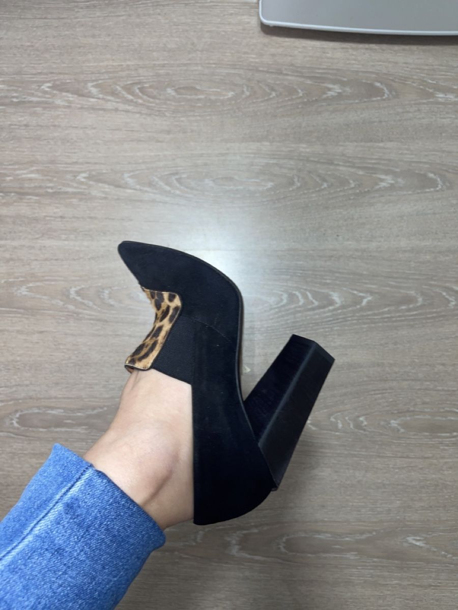 Fendi Scarpe da donna: Fendi ankle boots size 37.5 unworn – Usato da Lugano venduto da cri_djb 1