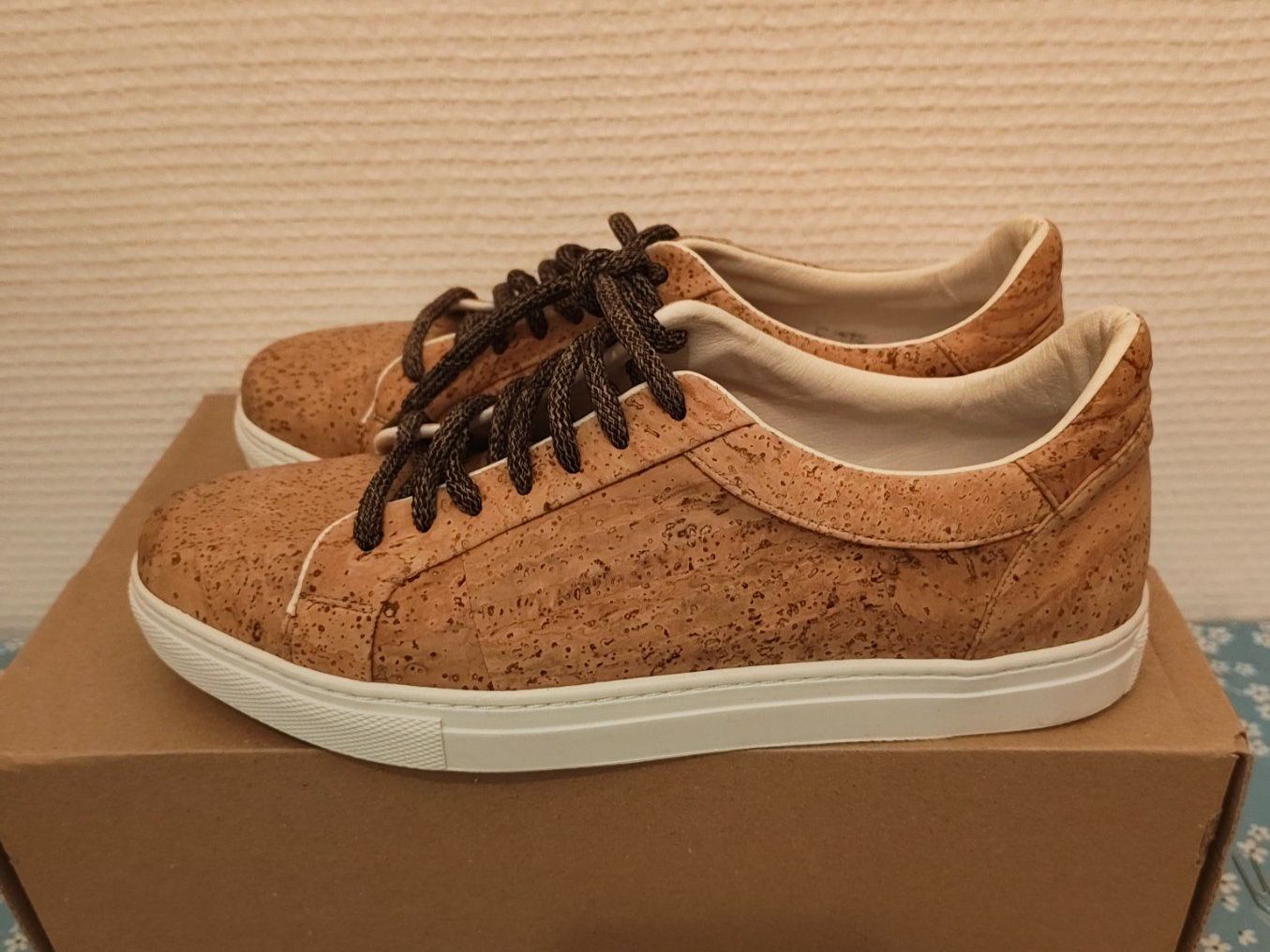 Scarpe da uomo: Baskets en liège, éco-responsable, taille 40, unisexe – Nuovo (secondo la descrizione) da Vevey venduto da faithfully_blonde