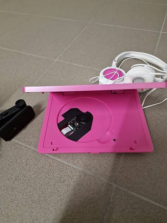 Sistemi audio & multimediali: Lenco CD Player – Usato da Wikon venduto da Taf-13 1