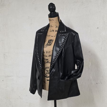 Coole Jacke im Leder Look mit Nieten - Grösse 46 Neu!