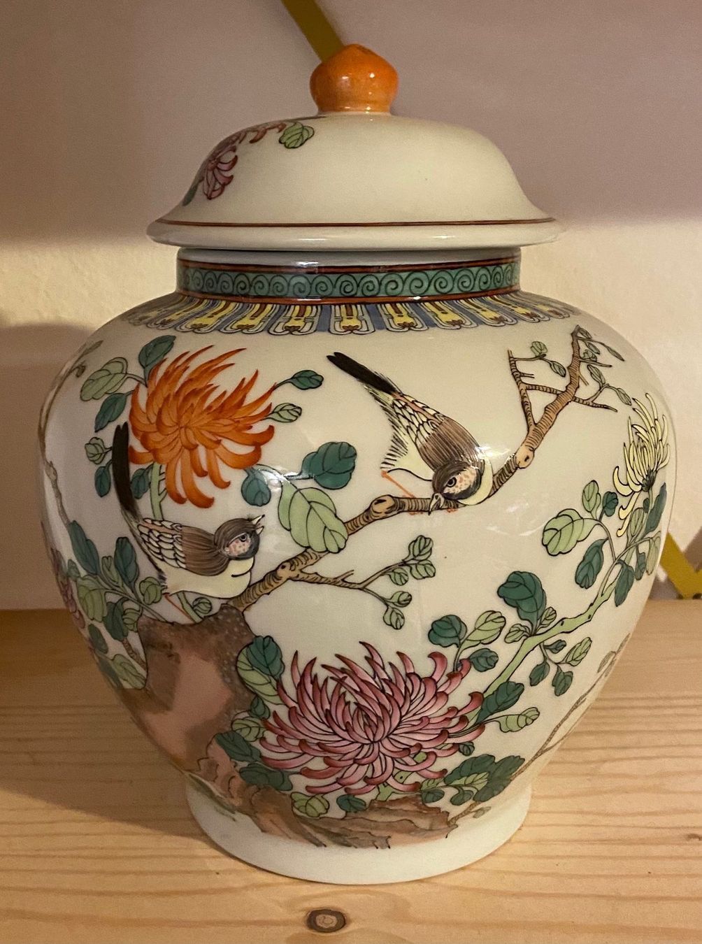 Vasi & Recipienti: Vase mit Deckel ( Ming Village ) – Usato da Sarnen venduto da Paris99