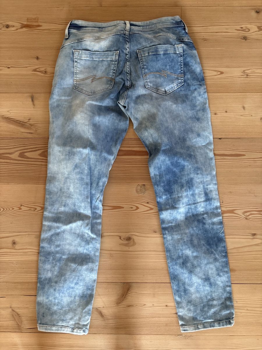 Jeans: Jeans 26/26 très confortable – Nuovo (secondo la descrizione) da Arbaz venduto da nin_zqc6 2