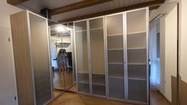 8-Türiger PAX Kleiderschrank