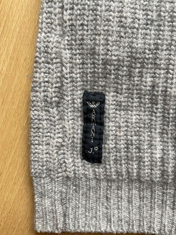 Armani Maglioni & Felpe: ARMANI JEANS Herrenpullover, Grösse M/L – Usato da Uetikon am See venduto da Wigglo 5