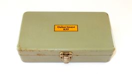Militärische Schreibmaschinen « Öl-/ Servicebox » aus Metall