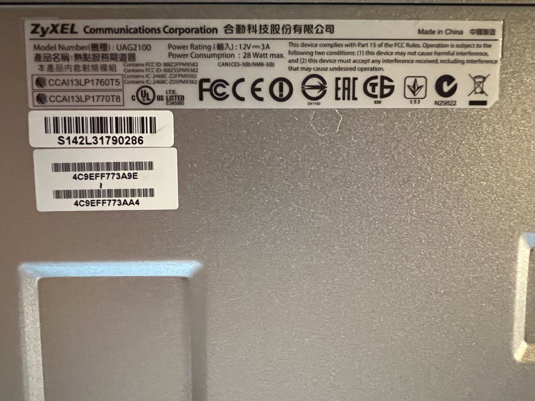 Zyxel Modem & Router: Zyxel UAG2100 – Usato da Sarmenstorf venduto da nicokoechli 2